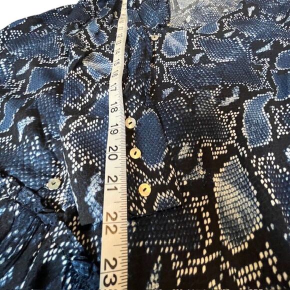 ZARA Dress Drop Waist Snakeskin Print Deep V-neck Button Blue Size Small - Picture 9 of 10